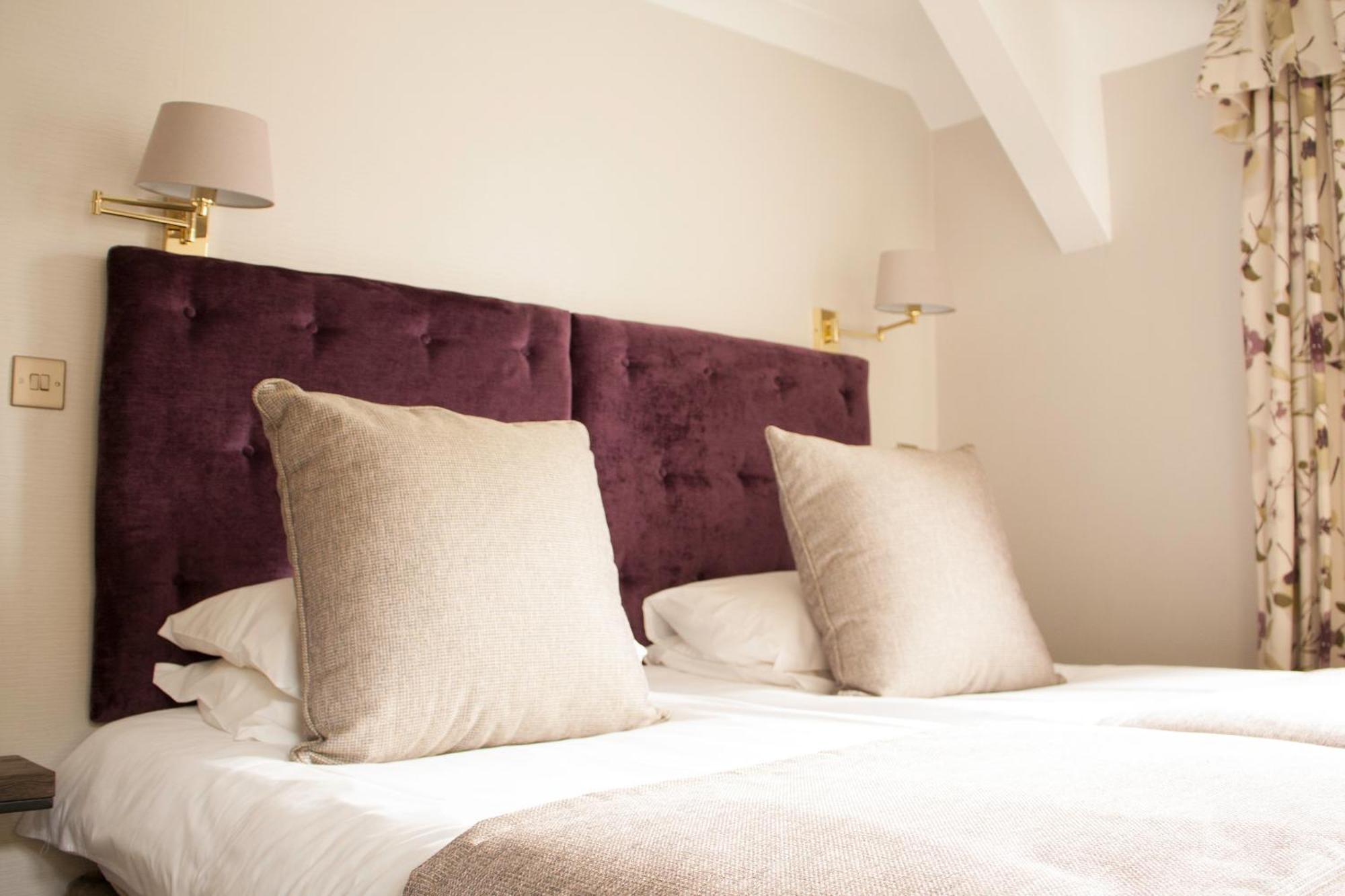 Ascot House Hotel Harrogate Bagian luar foto