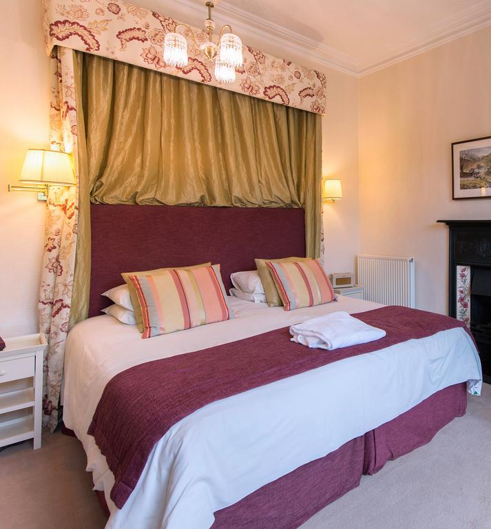 Ascot House Hotel Harrogate Bagian luar foto
