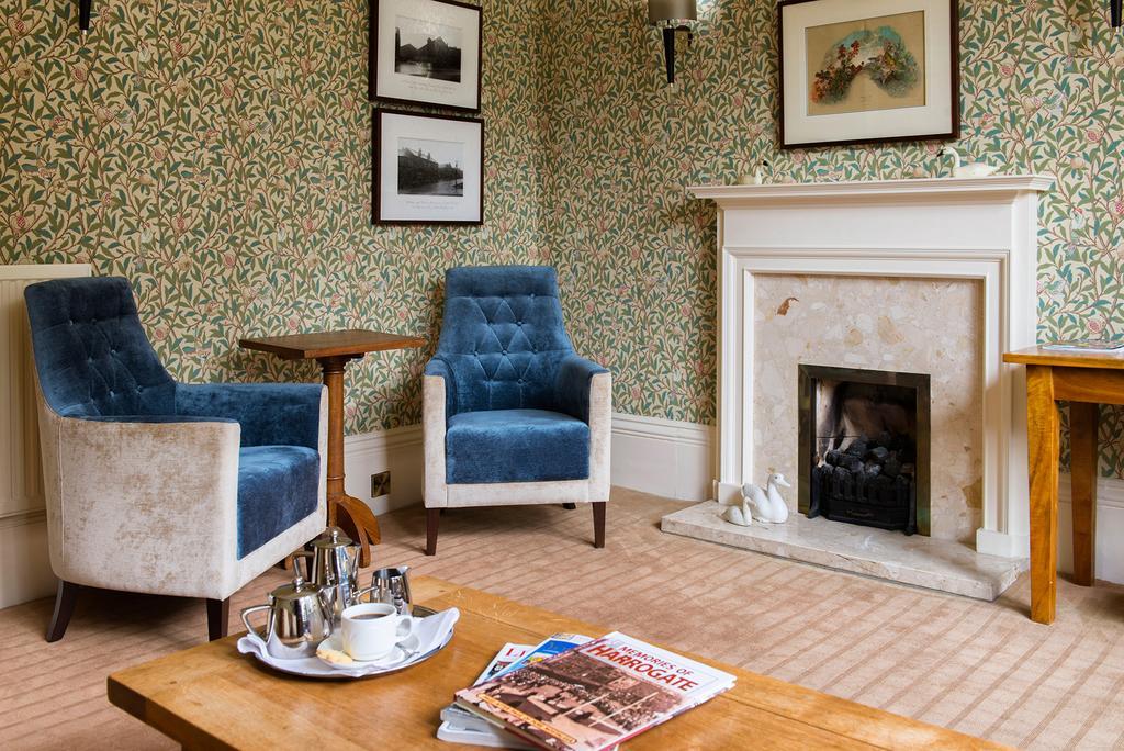 Ascot House Hotel Harrogate Bagian luar foto