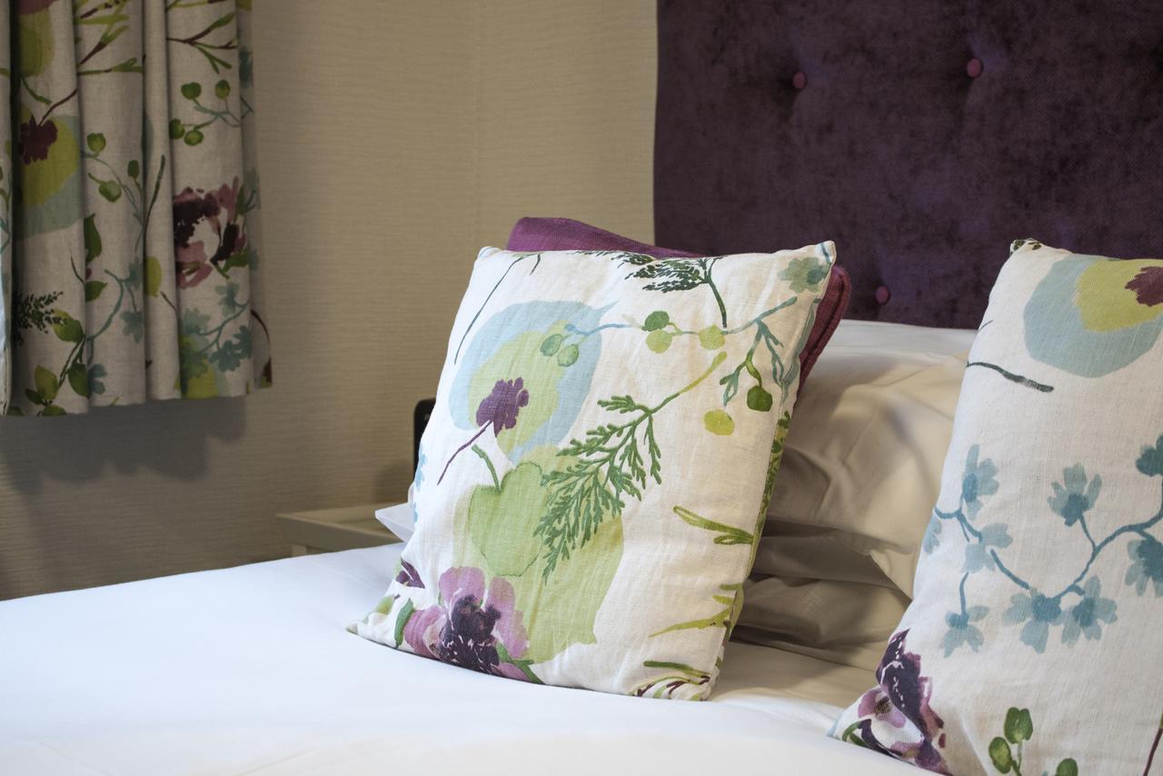 Ascot House Hotel Harrogate Bagian luar foto