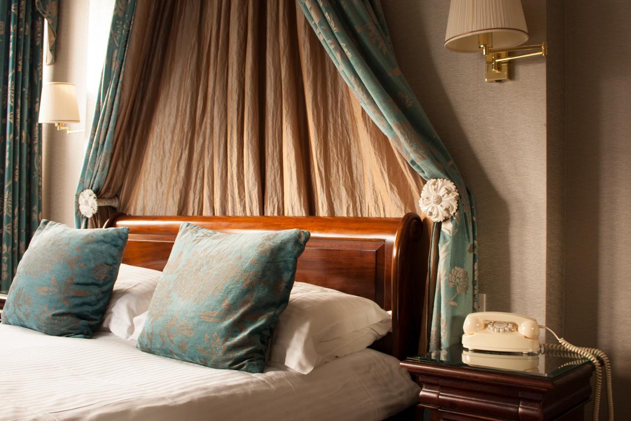 Ascot House Hotel Harrogate Bagian luar foto