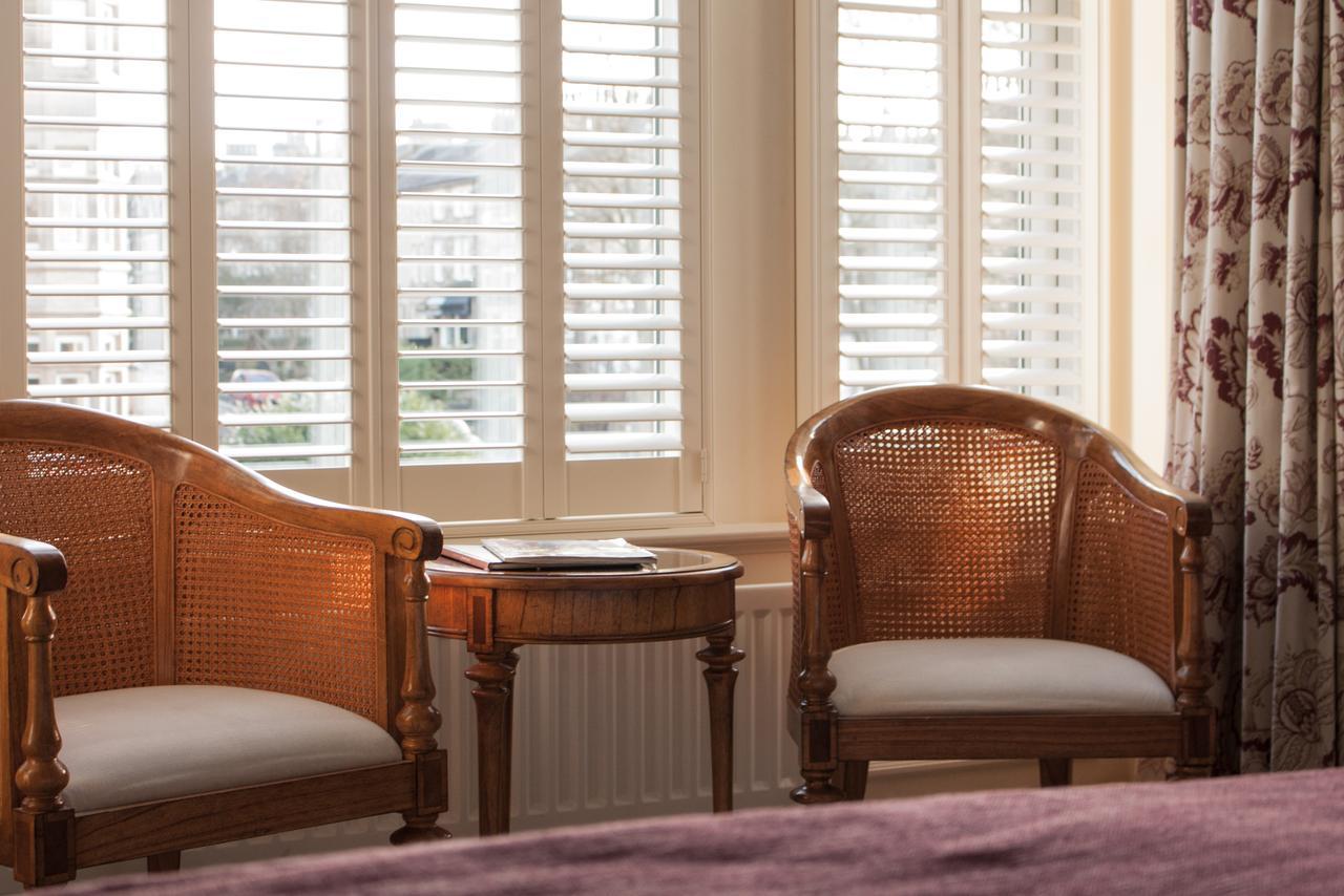 Ascot House Hotel Harrogate Bagian luar foto