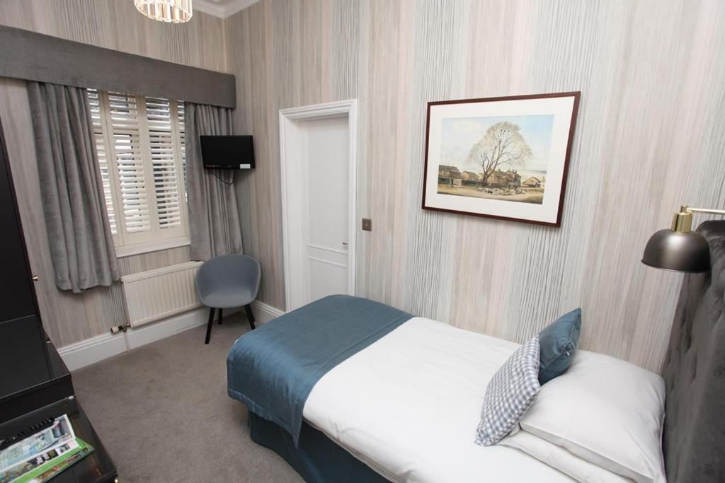 Ascot House Hotel Harrogate Bagian luar foto